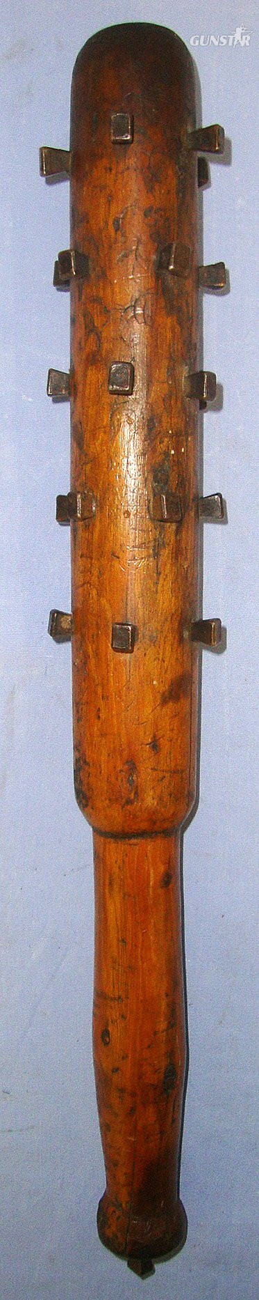  Antique & Militaria