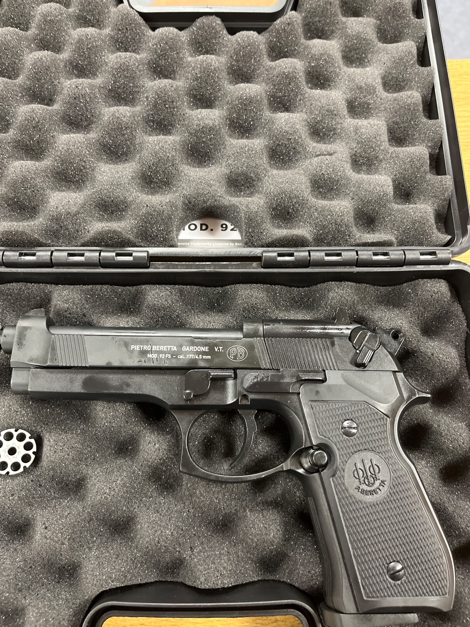 Beretta 92FS .177