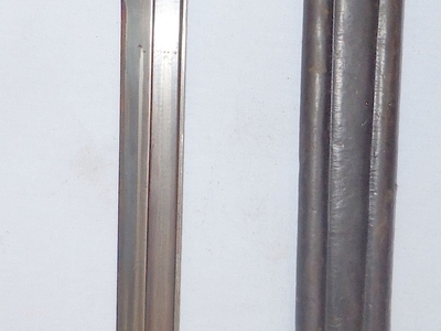 WWII Dated Italian M1891 Carcano Bayonet and Leather Scabbard. BAYO 468. Bayonet