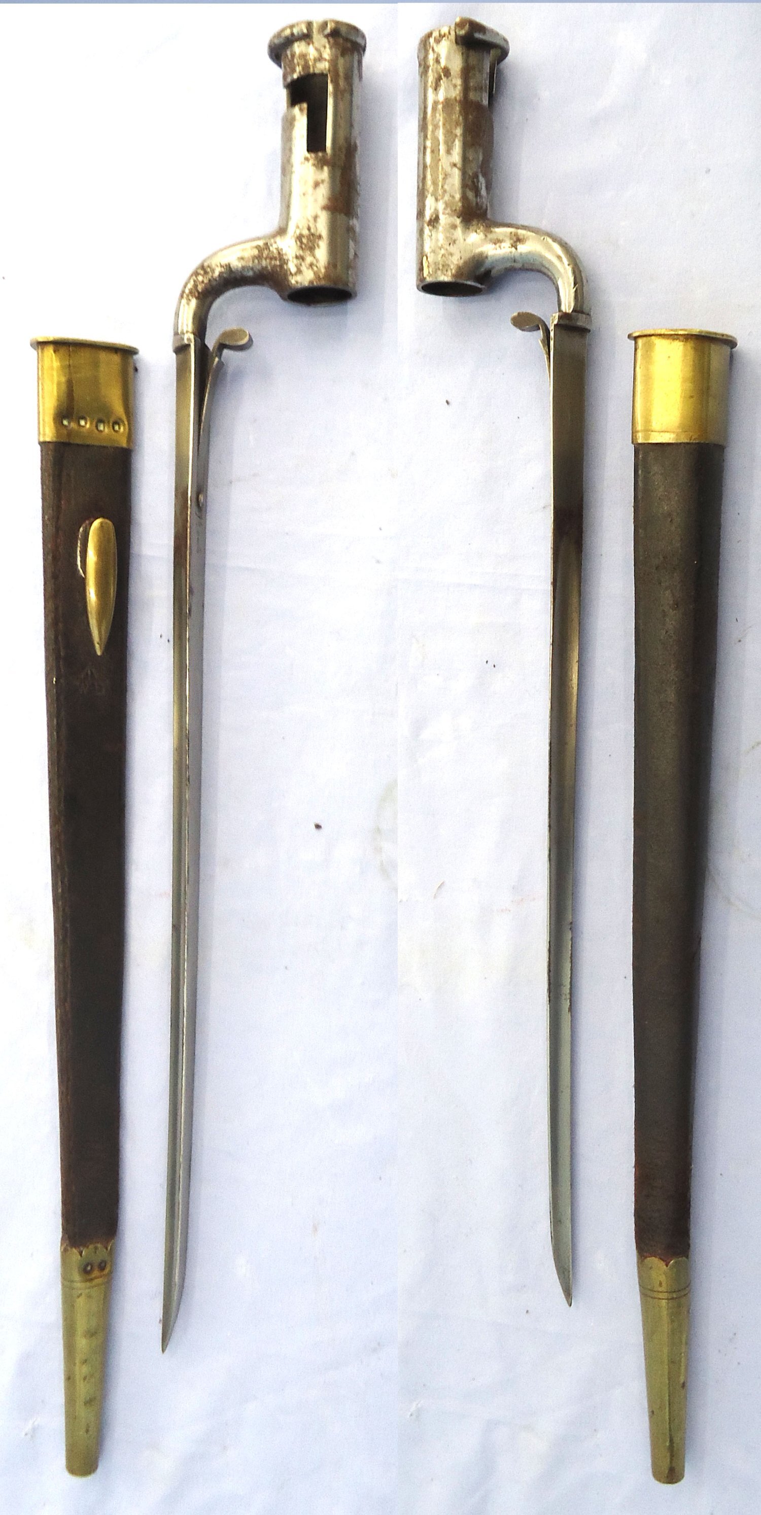  British, Pattern 1840 Constabulary Bayonet and Scabbard by RW (R.W. Aston (Richard & William Aston, Birmingham)). Sn 23767 Bayonet