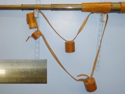 Victorian Era British Broadhurst Clarkson & Co 3 Draw 'Signallers' Brass Telescope with Interchangable Eye Piece Lens and Hard Leather Case. OPT 836. Victorian Era British Broadhurst Clarkson & Co 3 Draw 'Signallers' Brass Telescope with Interchangable Eye Piece Lens and Hard Leather Case. OPT 836. Sight & Optic