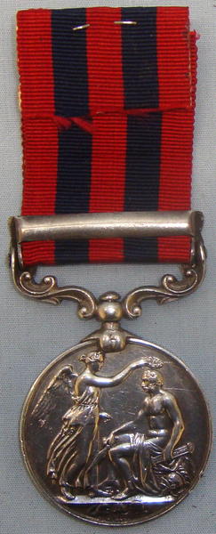  Antique & Militaria
