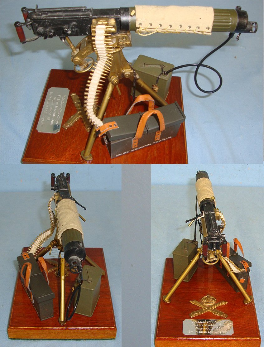  Antique & Militaria