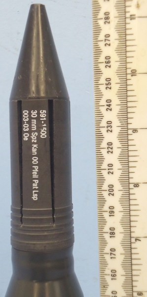 INERT DEACTIVATED. Unfired Swiss Made 30mm FACTORY DUMMY, APDS/T (Armour piercing Discarding Sabot/Trace) (Uncored) Cannon Round For The German Puma IFV (Infantry Fighting Vehicle). - O 1906 INERT DEACTIVATED. Unfired Swiss Made 30mm FACTORY DUMMY, APDS/T (Armour piercing Discarding Sabot/Trace) (Uncored) Cannon Round For The German Puma IFV (Infantry Fighting Vehicle). - O 1906  Other Ammunition