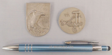 Pair* NSDAP Wiedersehensfeier der Alten Parteigenossen Hattingen Ruhr 15.-17. Juni 1935 ‘Tinnie’ & German / Third Reich day badge 1936. N 168. Pair* NSDAP Wiedersehensfeier der Alten Parteigenossen Hattingen Ruhr 15.-17. Juni 1935 ‘Tinnie’ & German / Third Reich day badge 1936. N 168. Antique & Militaria