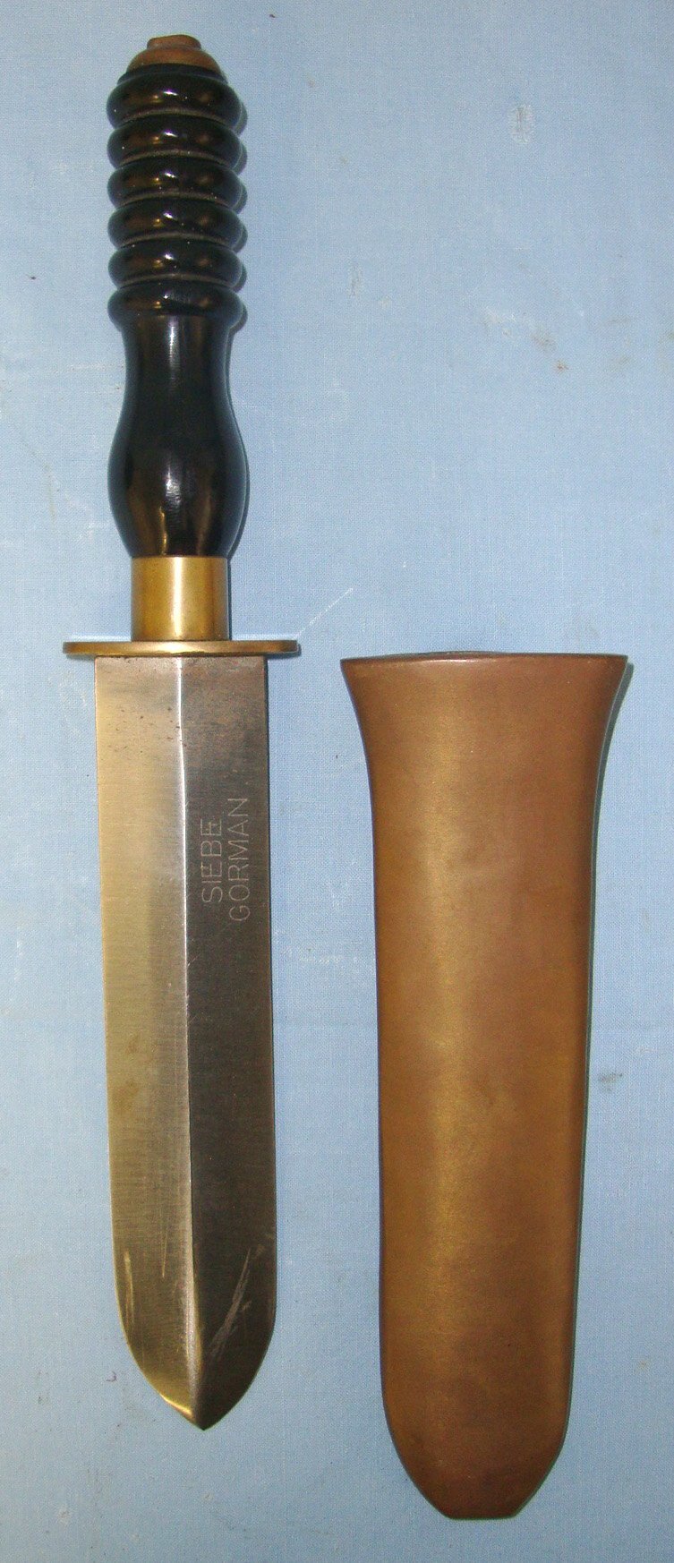  C1960’s Siebe Gorman Diver's Knife As Used By British Royal Navy Divers With Brass Scabbard Slotted For Belt Loop. Sn 21025 Knive