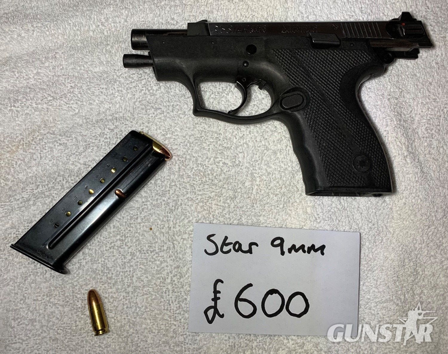 Heckler & Koch, Beretta Shotgun, Pump shotgun and pistols  MP5-K submachine gun star 9mm Spanish police pistol  Various  Submachine Gun - {CATEGORY}