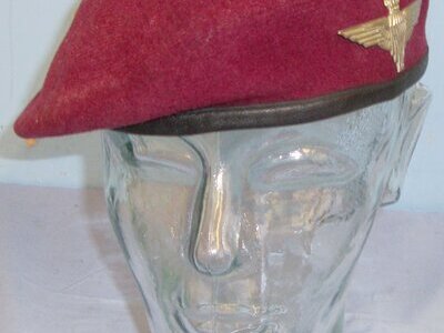 Original, WW2 British Parachute Regiment Red Beret with Kings Crown Para Cap Badge to Para 6162000. Stock Number HE 865  Clothing