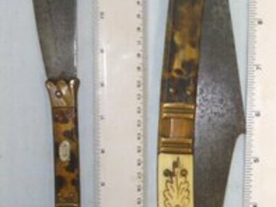 VERY LARGE**QUALITY**19th Century French Riberon Spanish Import Navaja Folding Fighting / Utility Knife With Maker Marked Sharp Scimitar Form Blade, Decorated Polished Horn & Brass Section Scales. Sn 22193 Knive