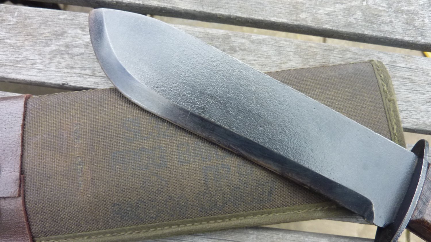 British army survival knife  Knive - {CATEGORY}