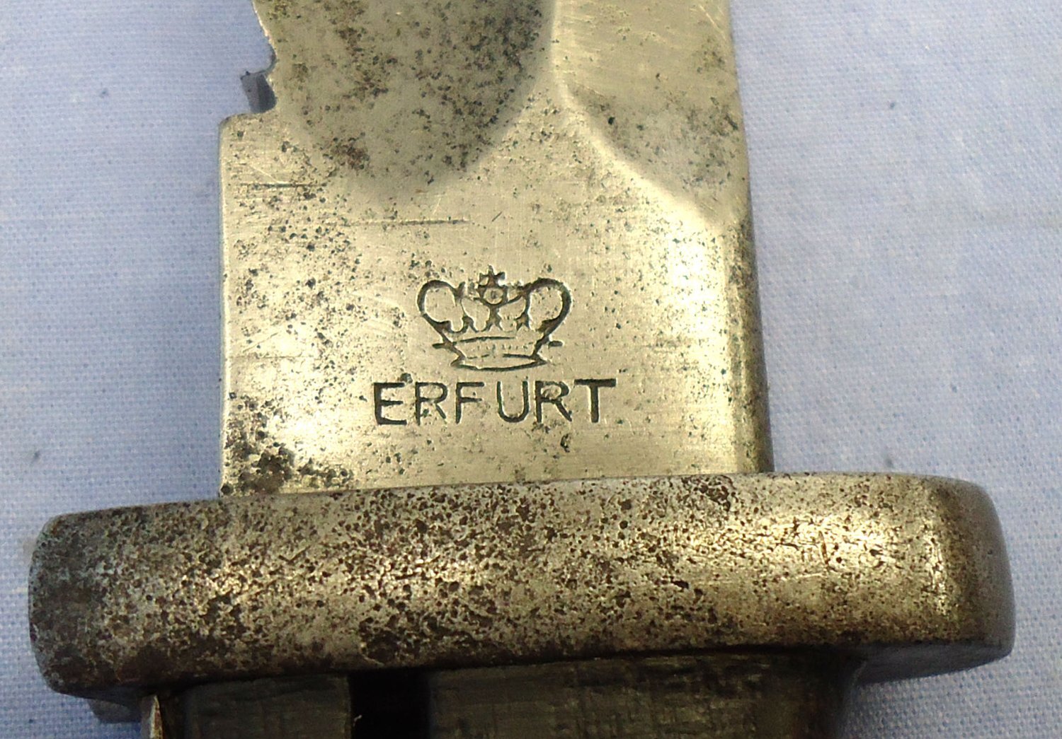 {CATEGORY} - Imperial German. WW1, 1915 Dated, Model 1884/98 Sawback Bayonet Complete with Steel Scabbard, Leather Frog & Knot by Erfurt. Sn 23478:66  Bayonet