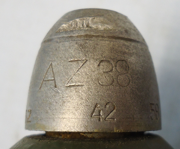 {CATEGORY} - INERT DEACTIVATED. Rare, Unfired, German WW2, Gr39 Hollow Charge Fixed Round (7.5 x 89R) for the 7,5 cm leichtes Infanteriegeschütz 18 (7,5 cm le.IG 18) Infantry Support Gun. - O 1800 INERT DEACTIVATED. Rare, Unfired, German WW2, Gr39 Hollow Charge Fixed Round (7.5 x 89R) for the 7,5 cm leichtes Infanteriegeschütz 18 (7,5 cm le.IG 18) Infantry Support Gun. - O 1800  Other Ammunition in 