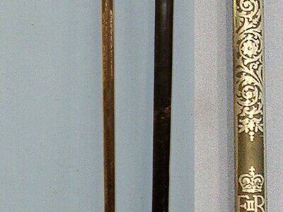 MINT**Post 1952 British Wilkinson Sword Ltd QE II Royal Household Clam Shell Court Sword With Blued & Etched Panels Blade, Gilt Hilt Fitted With Bullion Cord & Portepee & Scabbard. Sn 23573 Sword