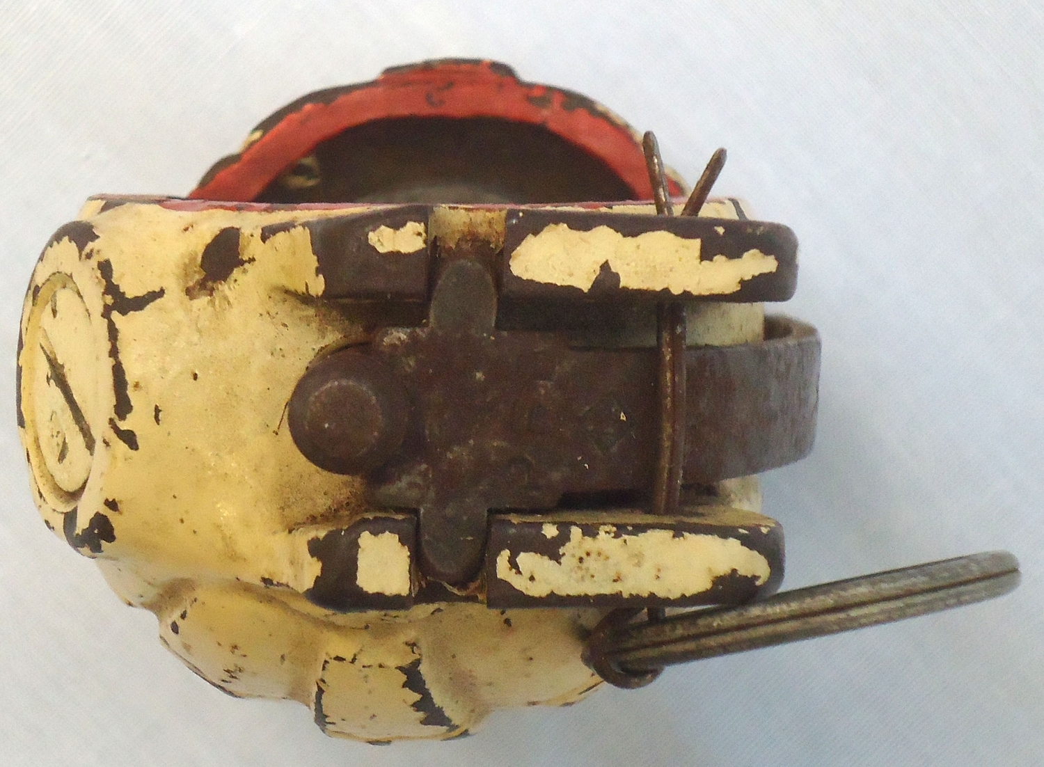 {CATEGORY} - INERT DEACTIVATED. British WW2, 1942 dated Mills No 36 MK 1, Instruction Hand Grenade By H Limited. - O 1970 INERT DEACTIVATED. British WW2, 1942 dated Mills No 36 MK 1, Instruction Hand Grenade By H Limited. - O 1970  Other Ammunition