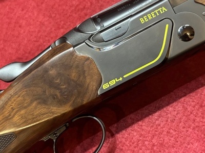 Beretta 694 Black DLC Sporting Over and Under 12 Bore/gauge