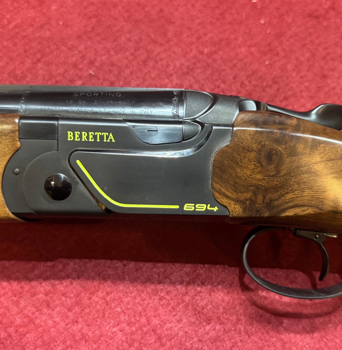 Beretta 694 Black DLC Sporting Adjustable Over and Under 12 Bore/gauge