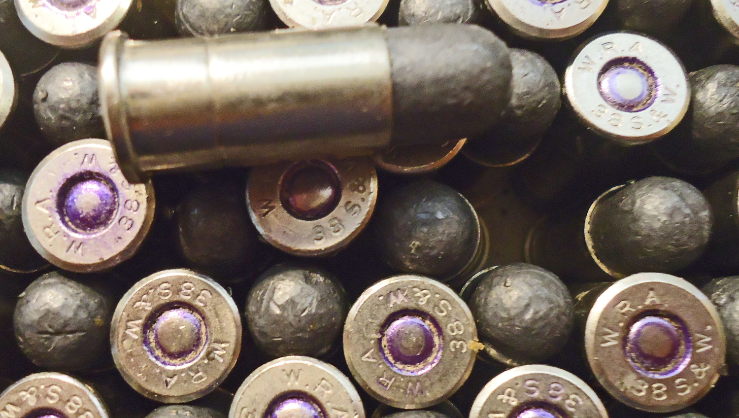 Winchester DEACTIVATED INERT. American Winchester Police Ammunition, c.1939, Carton of 50 Rounds Of .38 Smith & Wesson Cartridges. - O 2042  Other Ammunition 