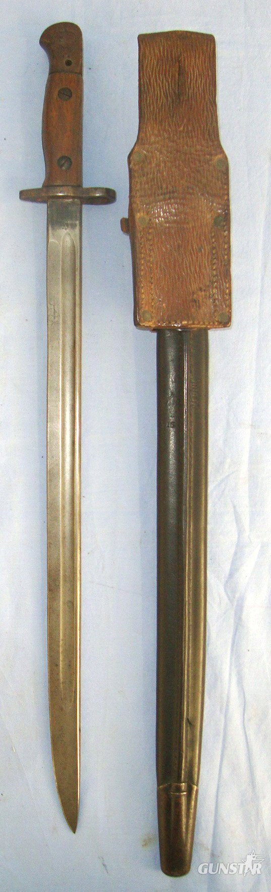  WW1 British WD 1917 Wilkinson Pattern 1907 Sword Bayonet Regiment Marked D.R, WD 1915 Scabbard By HGR & Rare WD 1915 Dated Pattern 1914 Leather Frog By James Homer C&M. BAYO 204 Bayonet
