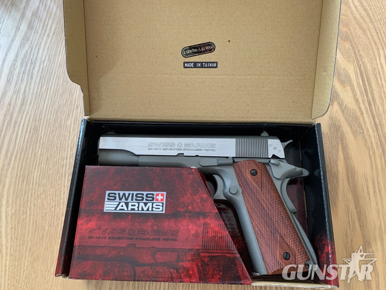 Swiss Arms Swiss Arms 1911 Seventies Stainless Steel Semi auto CO2 4.5mm