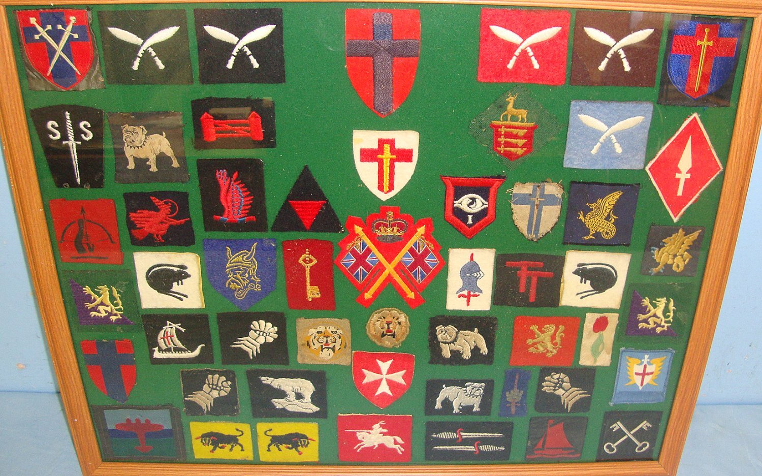 Antique & Militaria