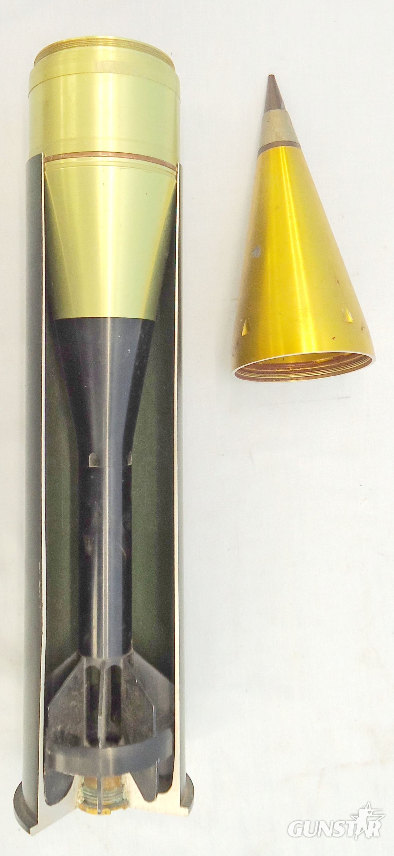 {CATEGORY} - INERT DEACTIVATED. Rare, Mint, Early, 1970 Dated, Unfired, Cockerell 90mm gun (90x352) HEAT (High Explosive Anti-Tank) (Fin Stabilised, Hollow Charge) Round with a ¼ Sectioned Cartridge Case for Display or Instruction for the Cockerell Mk3-MA1 90mm gun.  INERT DEACTIVATED. Rare, Mint, Early, 1970 Dated, Unfired, Cockerell 90mm gun (90x352) HEAT (High Explosive Anti-Tank) (Fin Stabilised, Hollow Charge) Round with a ¼ Sectioned Cartridge Case for Display or Instruction for the Cockerell Mk3-MA1 90mm gun.   Other Ammunition in 
