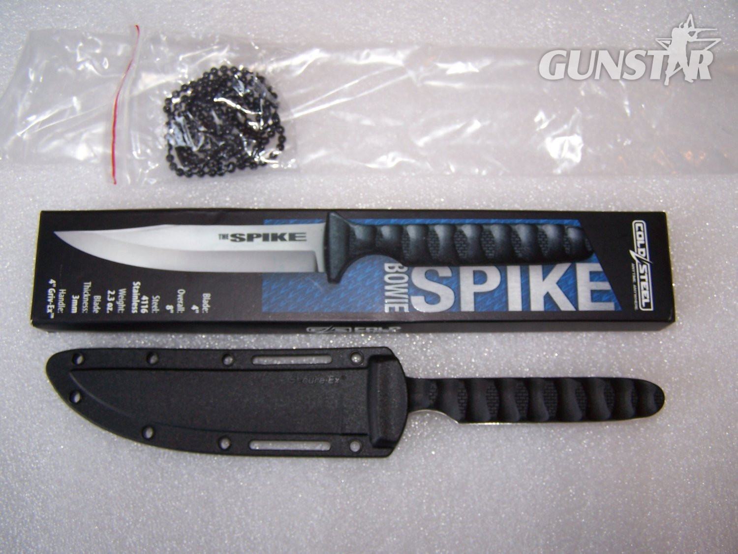 Cold Steel Knive in 