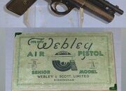 RARE**MATCHING NUMMBERS**Boxed 1930-1935 1st Type Webley Senior .177 Calibre Air Pistol With Straight Grips & Accessories. Sn 23484:33 air pistol .177