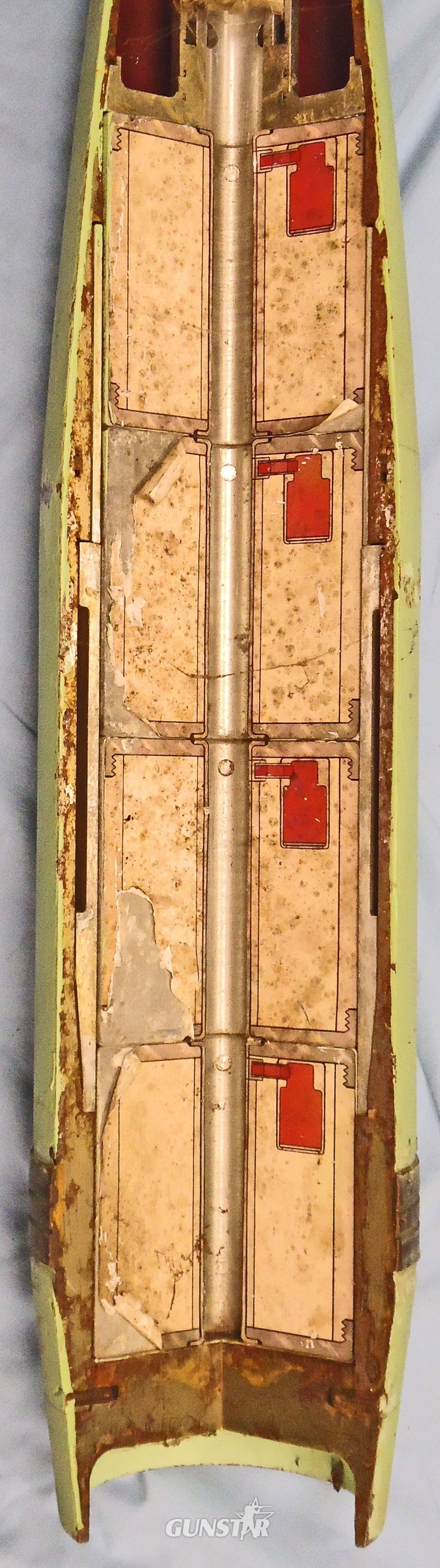 {CATEGORY} - INERT DEACTIVATED. Rare, Unfired, 155MM NATO FH70 Quarter Sectioned Instruction Smoke Projectile. - O 1996 INERT DEACTIVATED. Rare, Unfired, 155MM NATO FH70 Quarter Sectioned Instruction Smoke Projectile. - O 1996  Other Ammunition