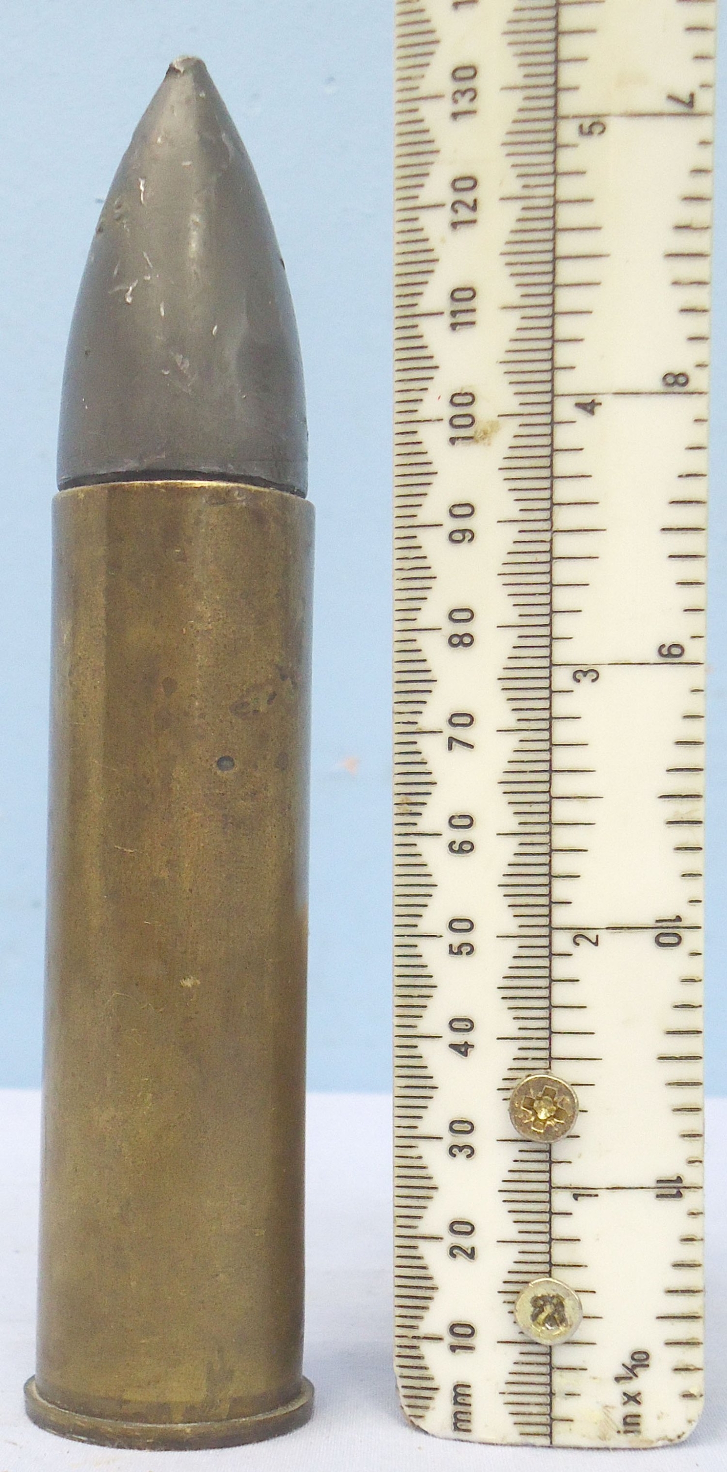 DEACTIVATED INERT. British, Unfired, 1 Inch Aiming Tube Round. - O 2251 DEACTIVATED INERT. British, Unfired, 1 Inch Aiming Tube Round. - O 2251  Other Ammunition - {CATEGORY}