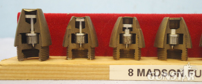INERT DEACTIVATED. Set of 8 Variations Of ¼ Sectioned Noses Fuses For The 20 mm Madsen Anti Aircraft Gun. Sn - 20570 INERT DEACTIVATED. Set of 8 Variations Of ¼ Sectioned Noses Fuses For The 20 mm Madsen Anti Aircraft Gun. Sn - 20570  Other Ammunition - {CATEGORY} in 