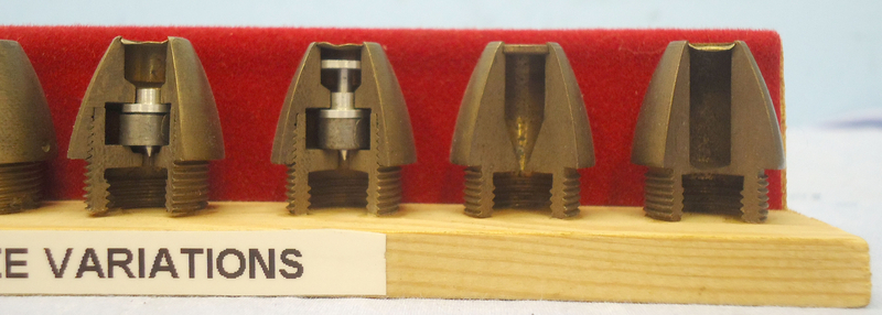 INERT DEACTIVATED. Set of 8 Variations Of ¼ Sectioned Noses Fuses For The 20 mm Madsen Anti Aircraft Gun. Sn - 20570 INERT DEACTIVATED. Set of 8 Variations Of ¼ Sectioned Noses Fuses For The 20 mm Madsen Anti Aircraft Gun. Sn - 20570  Other Ammunition - {CATEGORY}