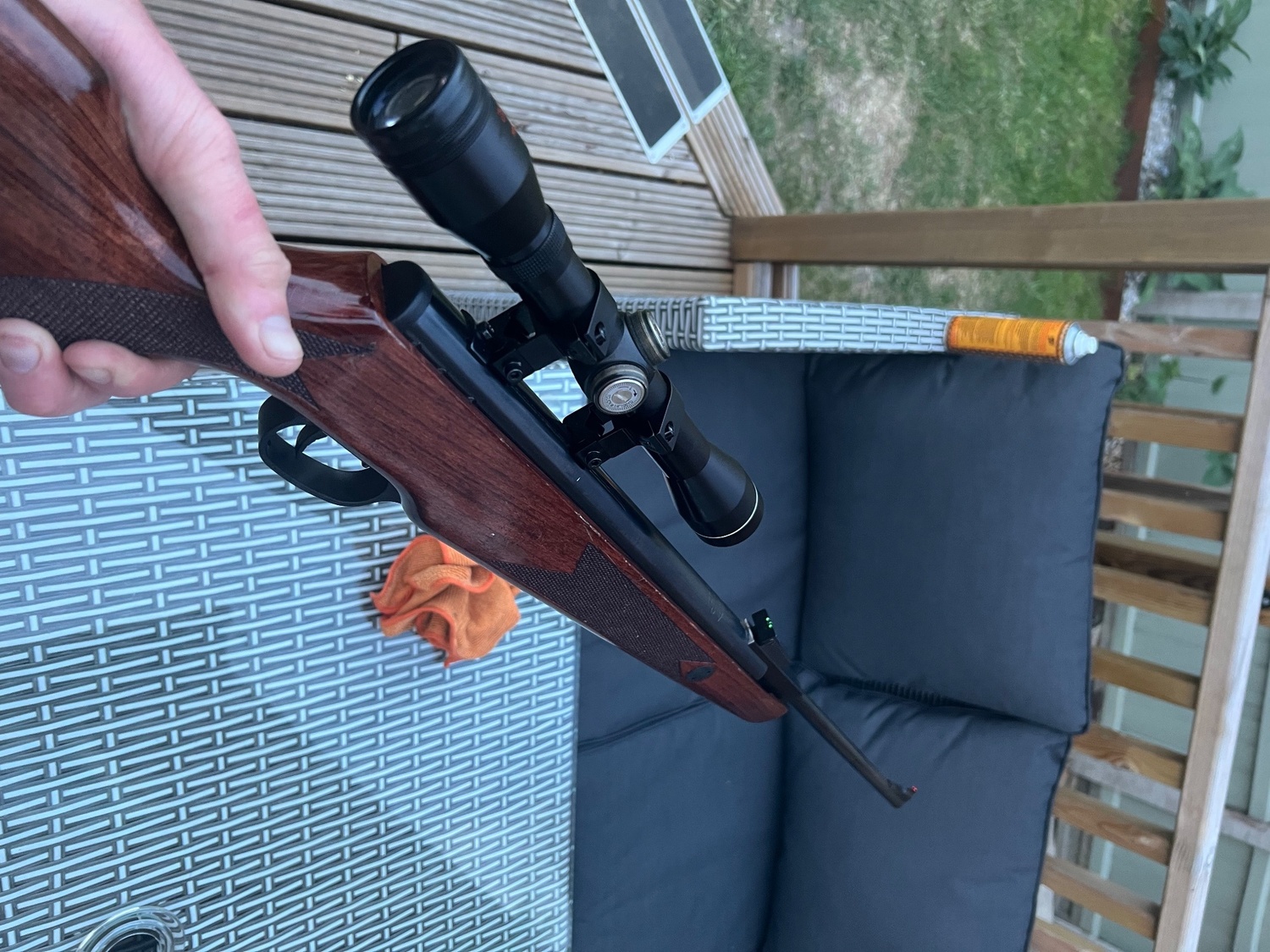 Norica Norica .22 break-barrel air rifle with hardwood stock and telescopic sight. Good overall condition with only minor cosmetic marks from normal use. Fitted with fiber-optic open sights and scope. Cocks and fires correctly. Ideal for target shooting and pest .22 - {CATEGORY}