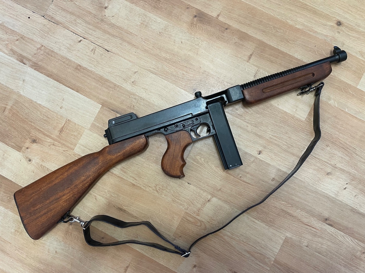 Denix Tommy Gun Denix Thompson M1928/M1928A1 Tommy Gun - Non-firing - {CATEGORY}