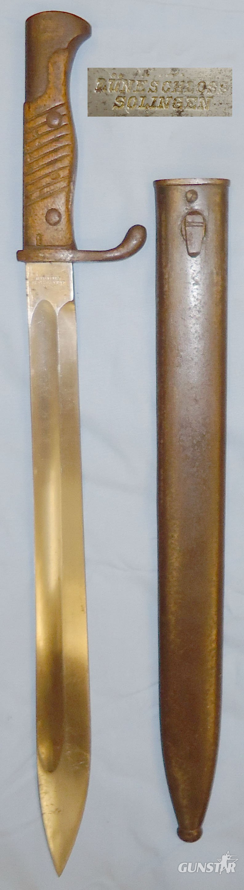 WWI Dated Imperial German 1898/05 Butcher Knife Bayonet Scabbard by Manufacturer Luneschloss. 21750. Bayonet in 