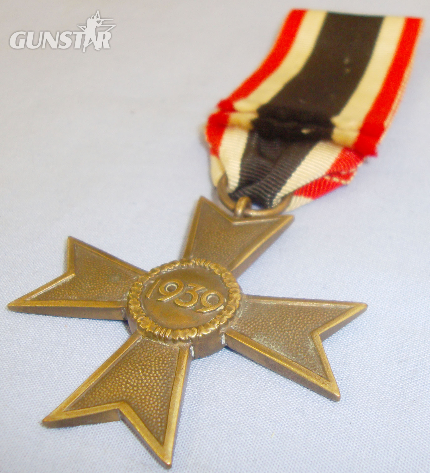 1939 Nazi 2nd Class War Merit Cross and Ribbon. N 134. 1939 Nazi 2nd Class War Merit Cross and Ribbon. N 134. Antique & Militaria