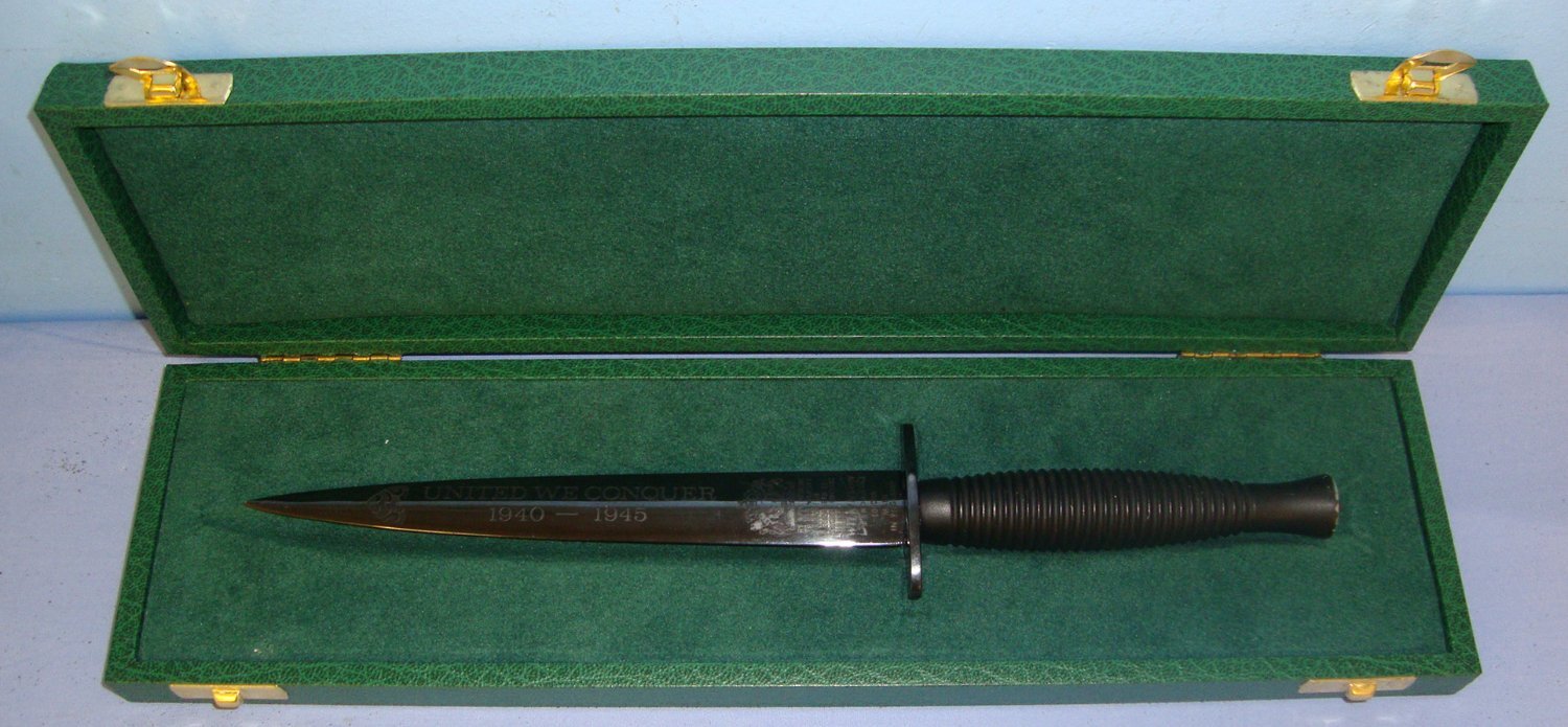  RARE**Limited Edition One Of Only 400**Cased, WW2 Commemorative Wilkinson Sword Fairbairn Sykes 3rd Pattern FS Fighting Knife \'United We Conquer 1940-1945\' With Etched Blade. Sn 21466 Knive