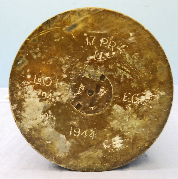 DEACTIVATED INERT. WW2 1945 dated Unfired British 17pr (76.2 x 583R) APDS/T (Armour Piercing Discarding Sabot/Trace) Round. - O 1914 DEACTIVATED INERT. WW2 1945 dated Unfired British 17pr (76.2 x 583R) APDS/T (Armour Piercing Discarding Sabot/Trace) Round. - O 1914  Other Ammunition