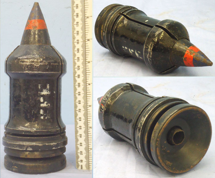  DEACTIVATED INERT. WW2 1945 dated Unfired British 17pr (76.2 x 583R) APDS/T (Armour Piercing Discarding Sabot/Trace) Round. - O 1914 DEACTIVATED INERT. WW2 1945 dated Unfired British 17pr (76.2 x 583R) APDS/T (Armour Piercing Discarding Sabot/Trace) Round. - O 1914  Other Ammunition
