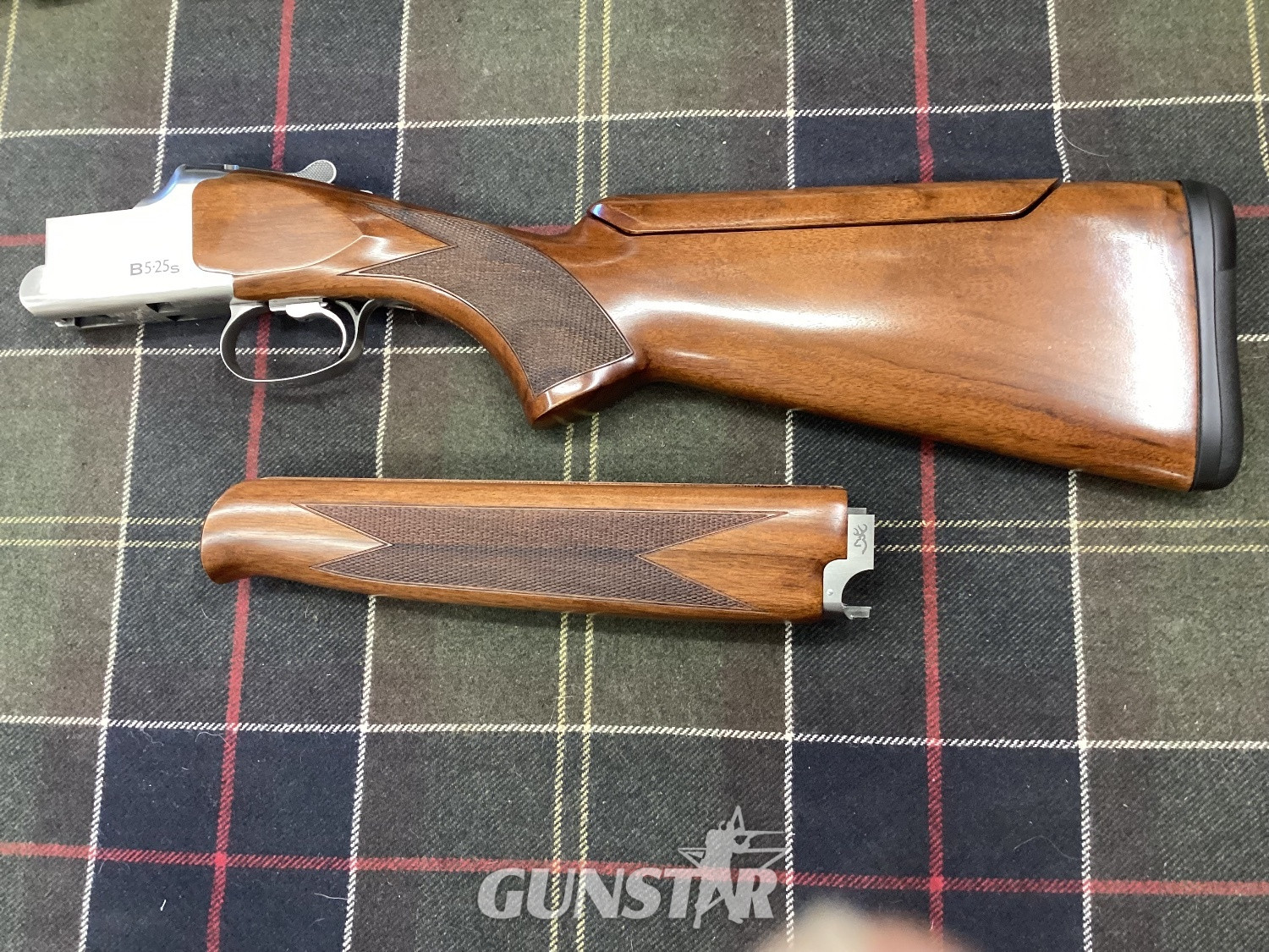 Browning B525 Sporter One Adjustable  Over and Under 12 Bore/gauge - {CATEGORY}