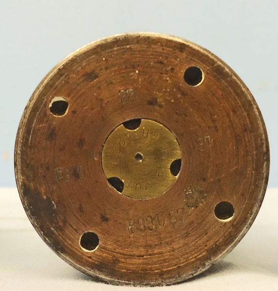 INERT DEACTIVATED. German WW2, 1937 Dated 3.7cm PAK 36 (37x250) APHE (Armour Piercing High Explosive/Trace) Round With Rare Two Piece Brass And Steel Composite Cartridge Case. Sn - 20079 INERT DEACTIVATED. German WW2, 1937 Dated 3.7cm PAK 36 (37x250) APHE (Armour Piercing High Explosive/Trace) Round With Rare Two Piece Brass And Steel Composite Cartridge Case. Sn - 20079  Other Ammunition - {CATEGORY} in 