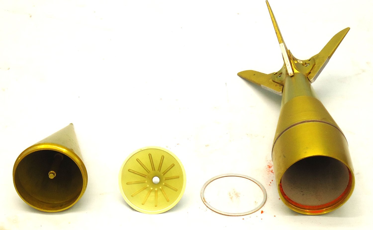 {CATEGORY} - INERT DEACTIVATED. Rare, Early, Unfired, Cockerell 90mm gun (90x352) HEAT (High Explosive Anti-Tank) (Fin Stabilised, Hollow Charge) Round, Factory Display/Instructional Projectile for the Cockerell Mk3-MA1 90mm gun. - O 2272 INERT DEACTIVATED. Rare, Early, Unfired, Cockerell 90mm gun (90x352) HEAT (High Explosive Anti-Tank) (Fin Stabilised, Hollow Charge) Round, Factory Display/Instructional Projectile for the Cockerell Mk3-MA1 90mm gun. - O 2272  Other Ammunition in 