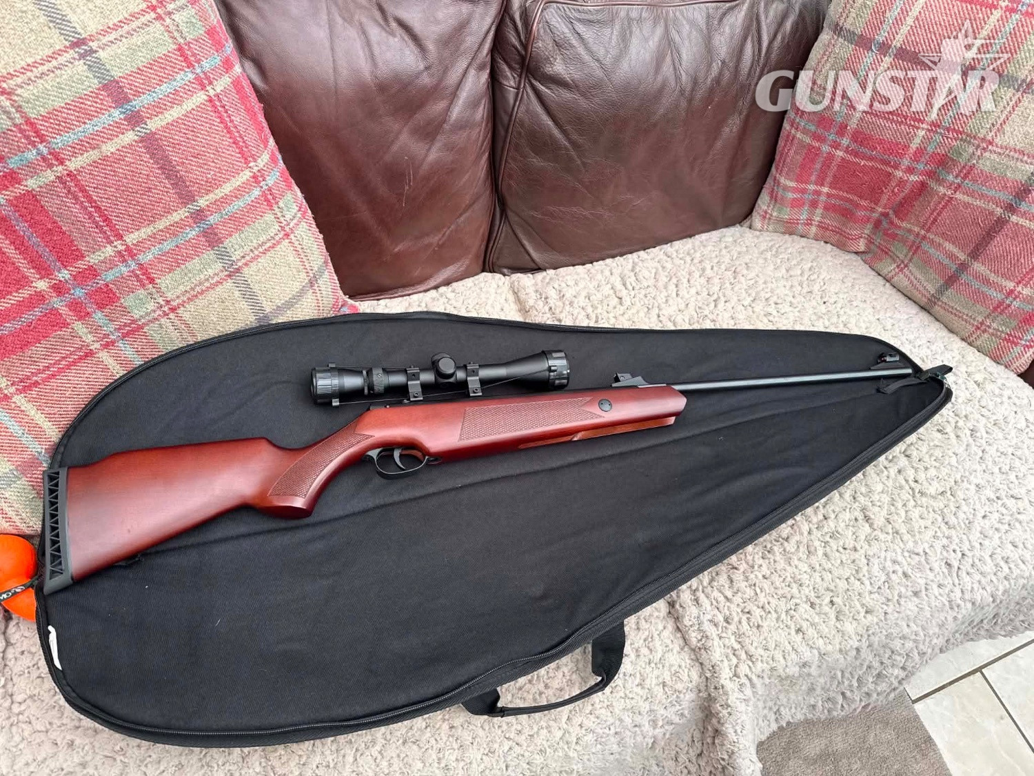 Hammerli Hunter Force 400 wood .22 in 