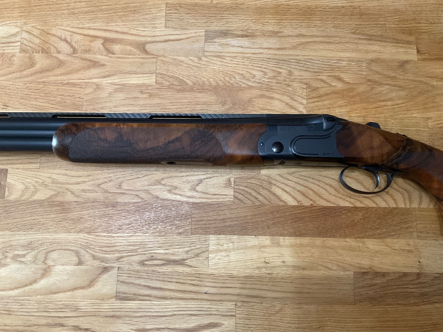 Beretta DT11 Black Edition 30'' Adjustable Stock Over and Under 12 Bore/gauge - {CATEGORY} in 
