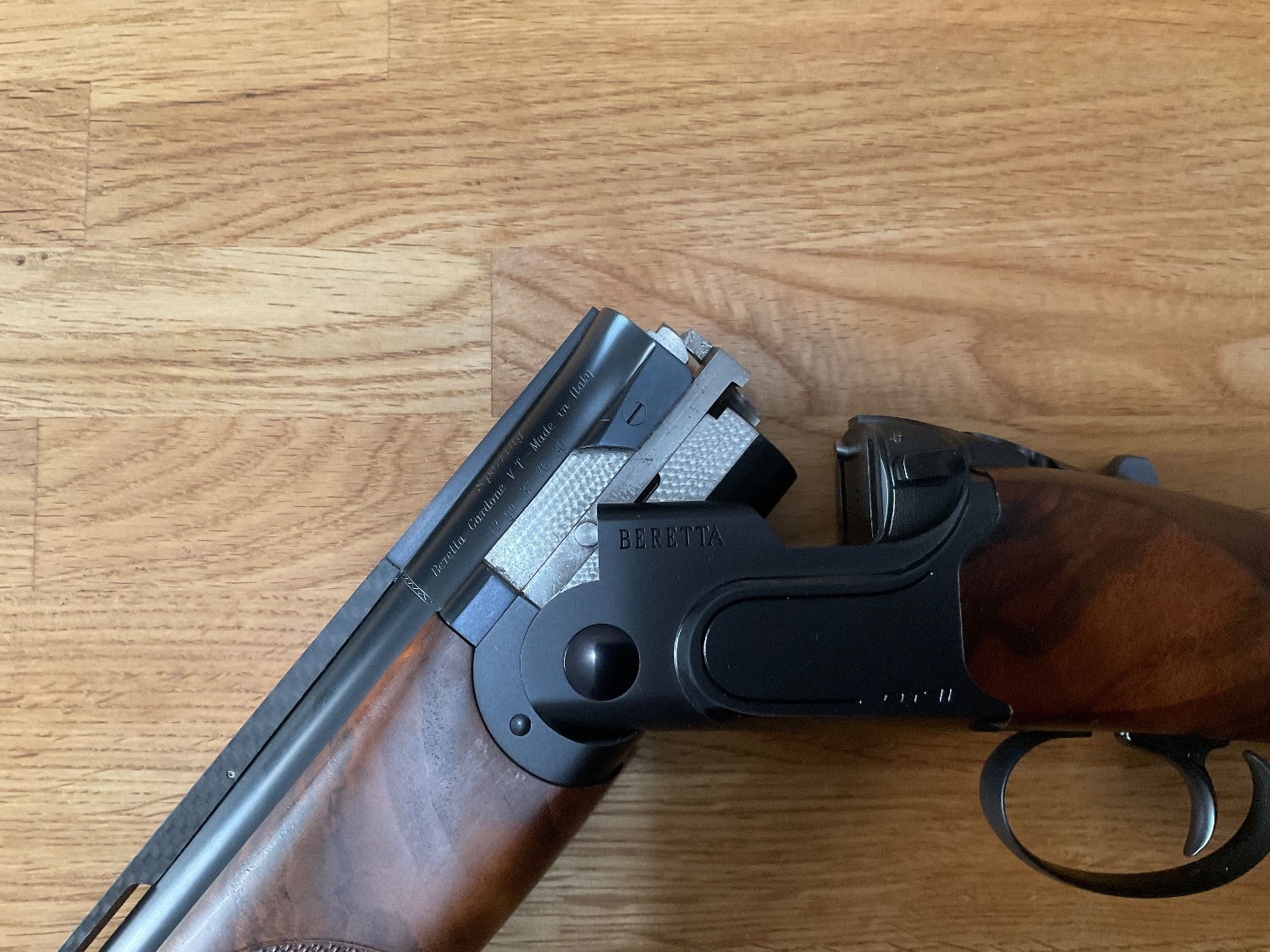 {CATEGORY} - Beretta DT11 Black Edition 30'' Adjustable Stock Over and Under 12 Bore/gauge