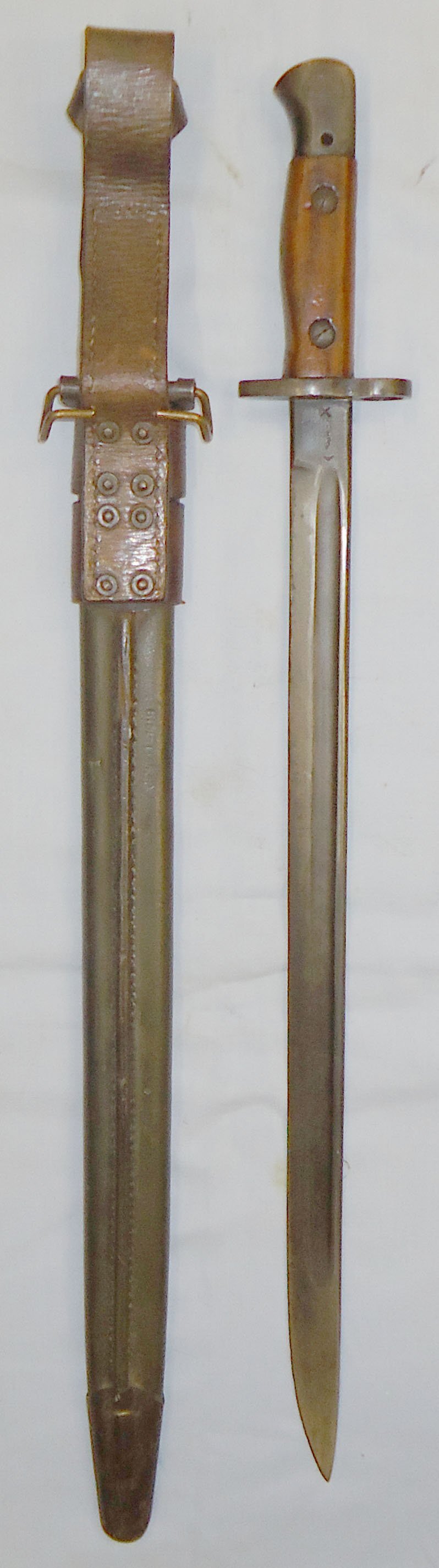  WWI British Home guard P1907 by Manufacturer Sanderson and First Pattern Scabbard by Jewell with U.S. Fittings and Home Guard Frog. 22426:55. Bayonet