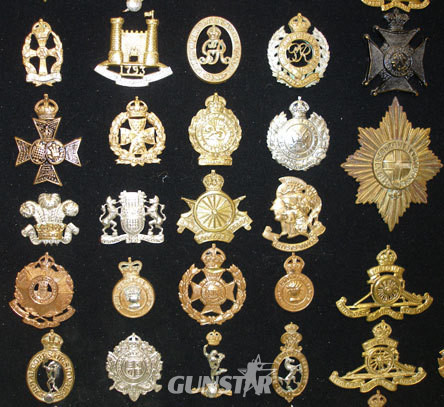  Collection of British Cap Badges Collection of British Cap Badges Other Accessory