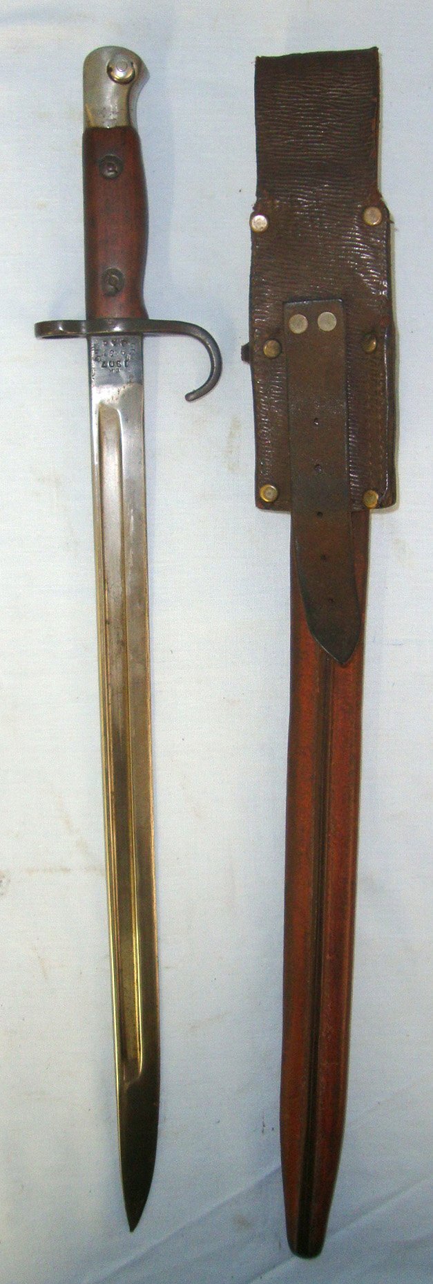  MATCHING NUMBERS**RARE MAKER**Pre WW1 1910 Dated 1st Pattern JAC (James A. Chapman), Hook Quillion P1907 Bayonet Regiment Marked \'2 CG\' To The 2nd Battalion Coldstream Guards, 1st Type Scabbard & 1914 Pattern Leather Frog Regiment Marked DLI To The Durh Bayonet