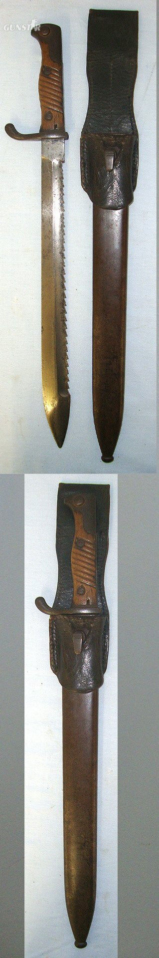 AS FOUND**WW1 1916 Imperial German Waffenfabrik Mauser Pattern 98/05 Sawback 'Butcher Bayonet' With Scabbard & Leather Frog. Sn 23253 Bayonet in 