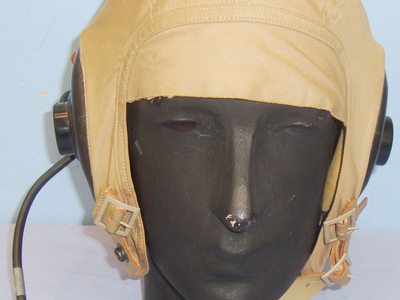 Excellent WWII US Navy/Marine Corps AN6540-3s Summer Flying Helmet with Full Wiring Looms. 20976. Excellent WWII US Navy/Marine Corps AN6540-3s Summer Flying Helmet with Full Wiring Looms. 20976. Clothing