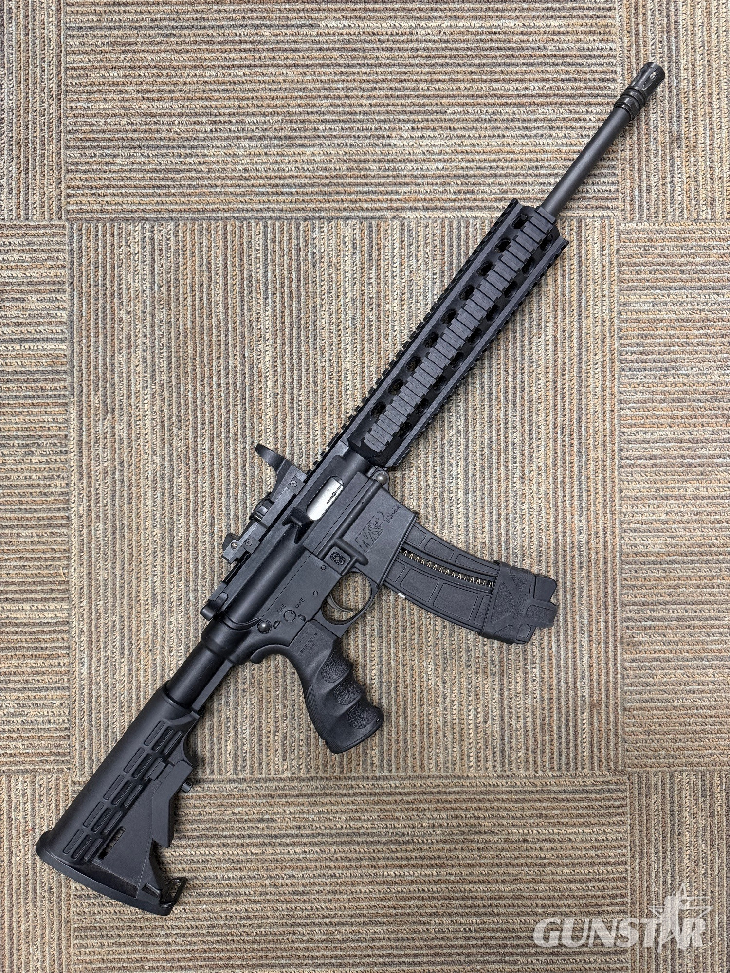Smith & Wesson M&P 15-22 Semi-Auto .22 Long Rifle (.22 LR) Rifle
